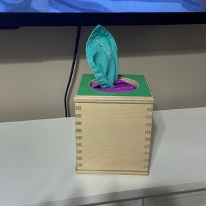 Lovevery Tissue Box